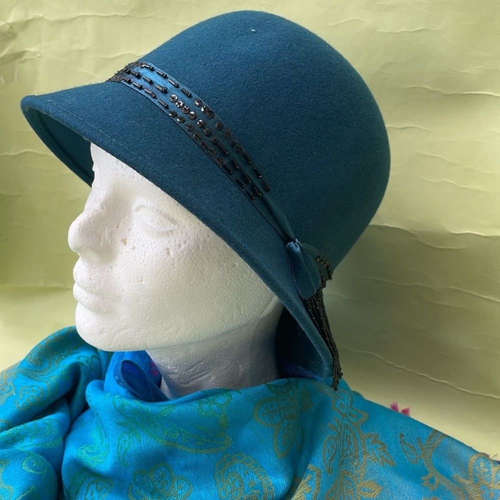 New vintage dark teal August leather hat